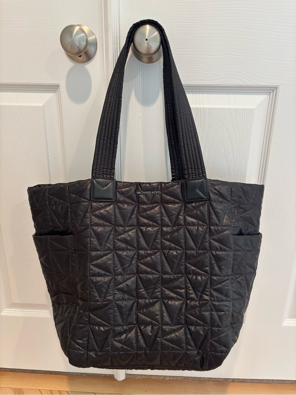Michael Kors Winnie Large Quilted Nylon Tote Bag Black